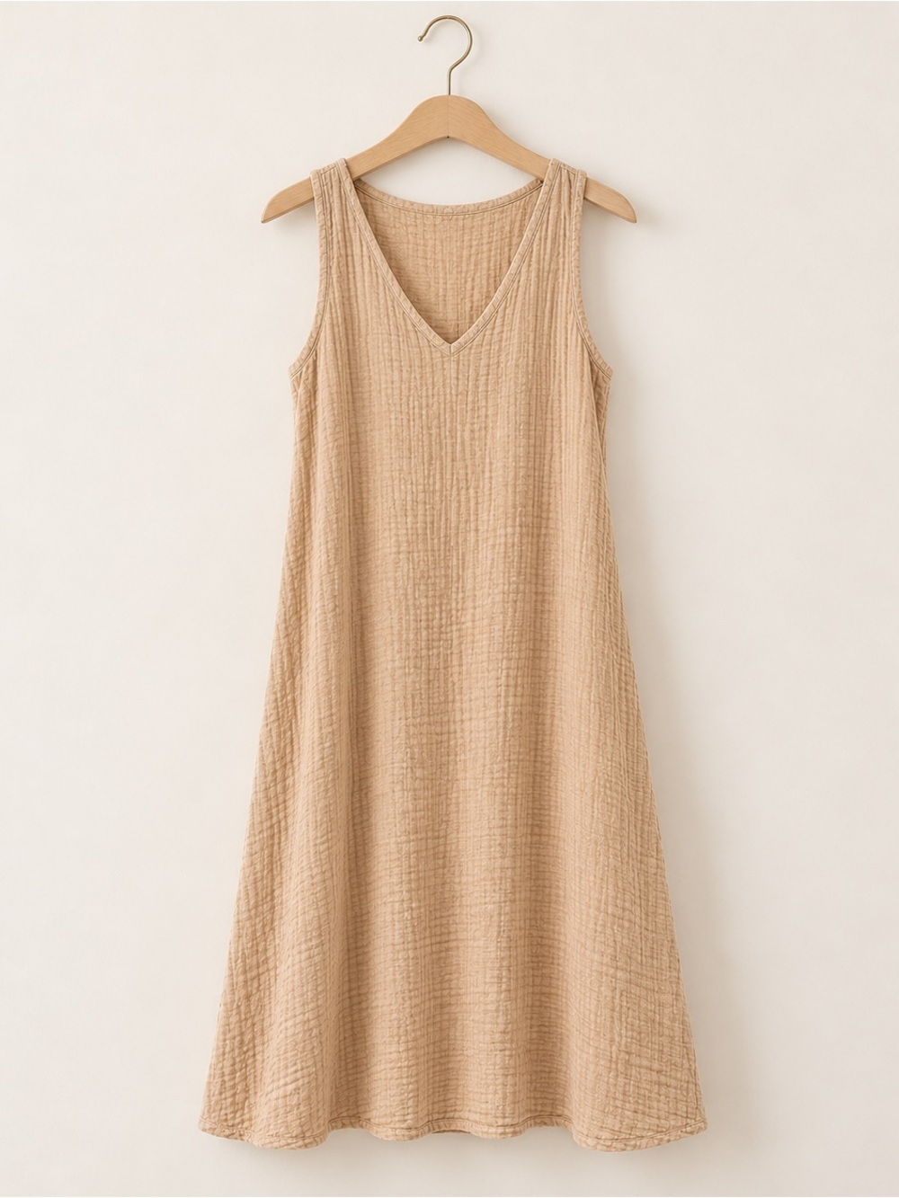 Gauze Textured Sleeveless V-neck 
Soft Surroundings-Tan Neutral Midi Dress.EUC
